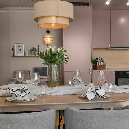 Daire Stylish With Mountain View *