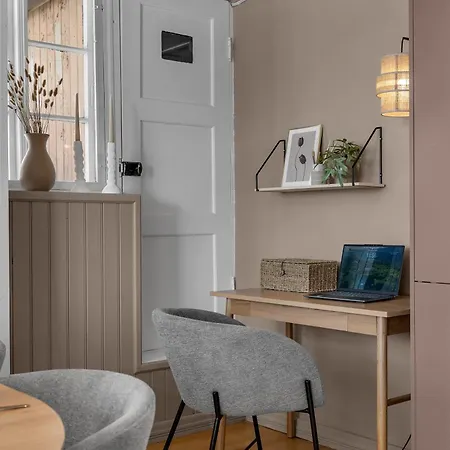 Stylish With Mountain View